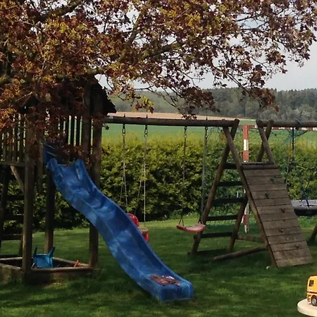 Apartamento Familienfreundliche Ferienwohnung